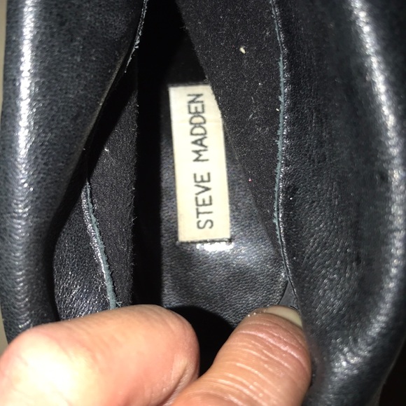 LEATHER "Steve Madden” Ankle Boots’ - Picture 8 of 13